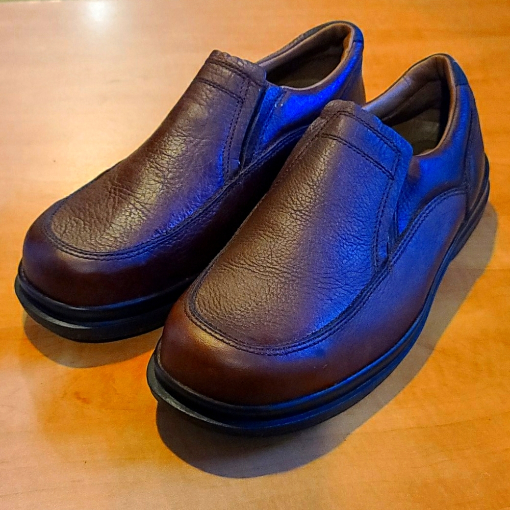 Red Wing Lowtop Steel toe shoes 10.5 EE